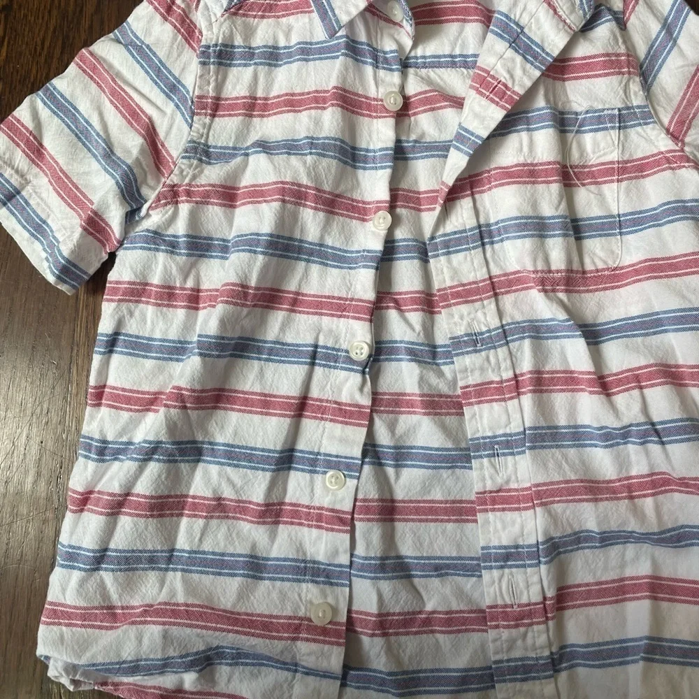 Children’s place boys bundle of 2 button down shirts